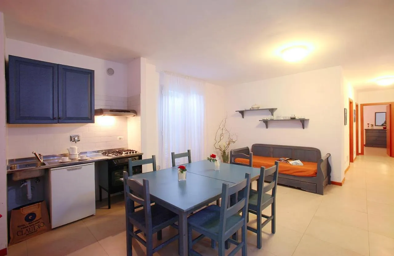 Residence Borgo San Sebastiano Bergeggi 0*,