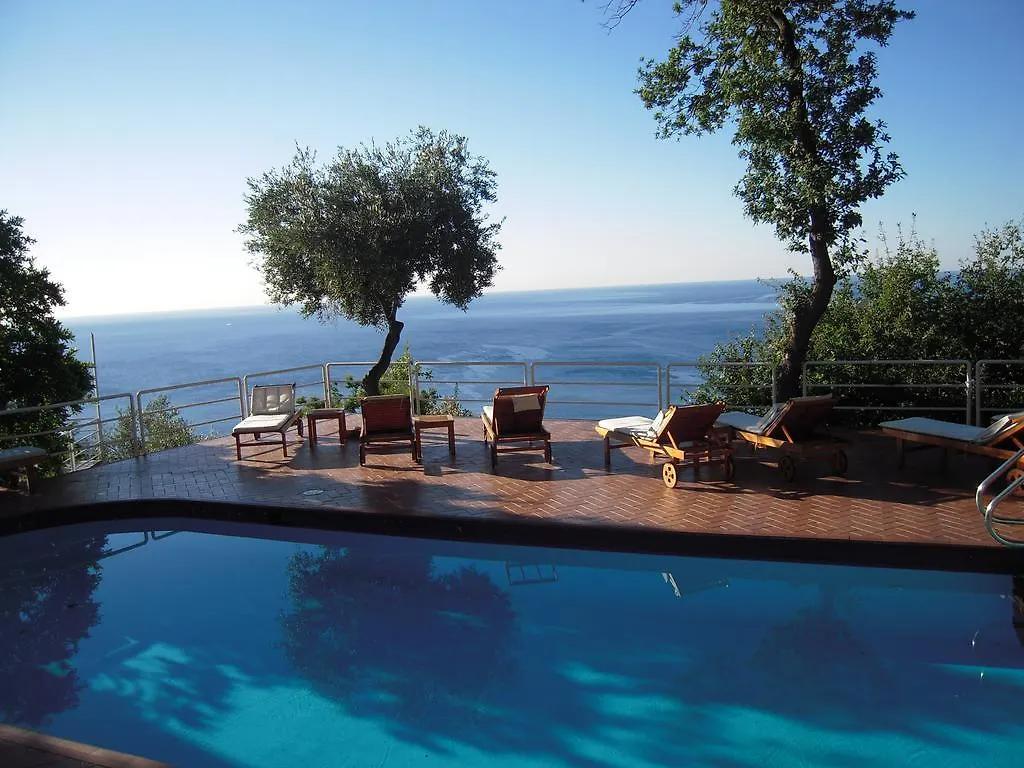 Residence Borgo San Sebastiano Bergeggi 0*,
